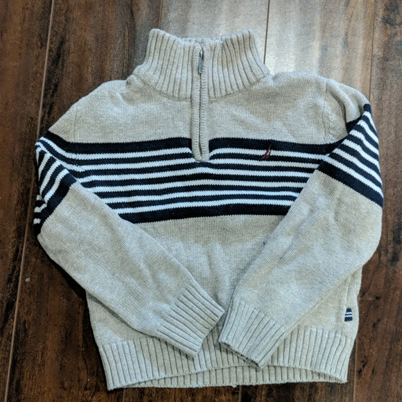 Nautica Sweater - Picture 2 of 3